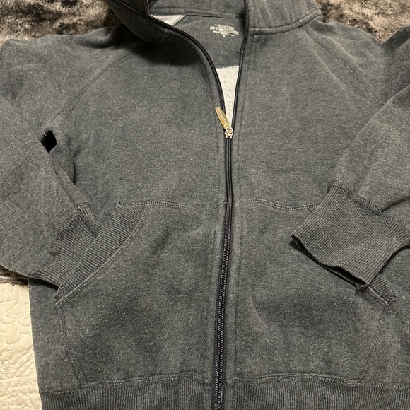 ONE TOOTH hoodie. - Picture 2 of 3